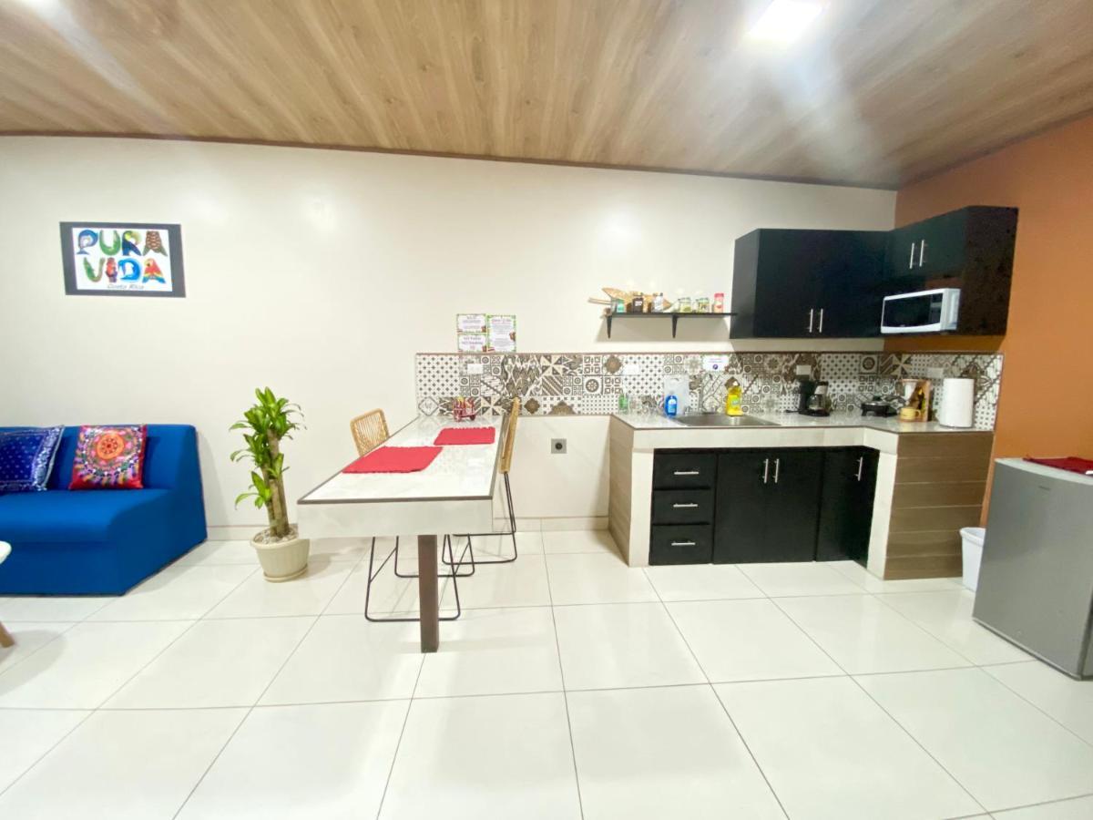Pura Vida Apartment. 5 Min From Airport Alajuela Екстериор снимка