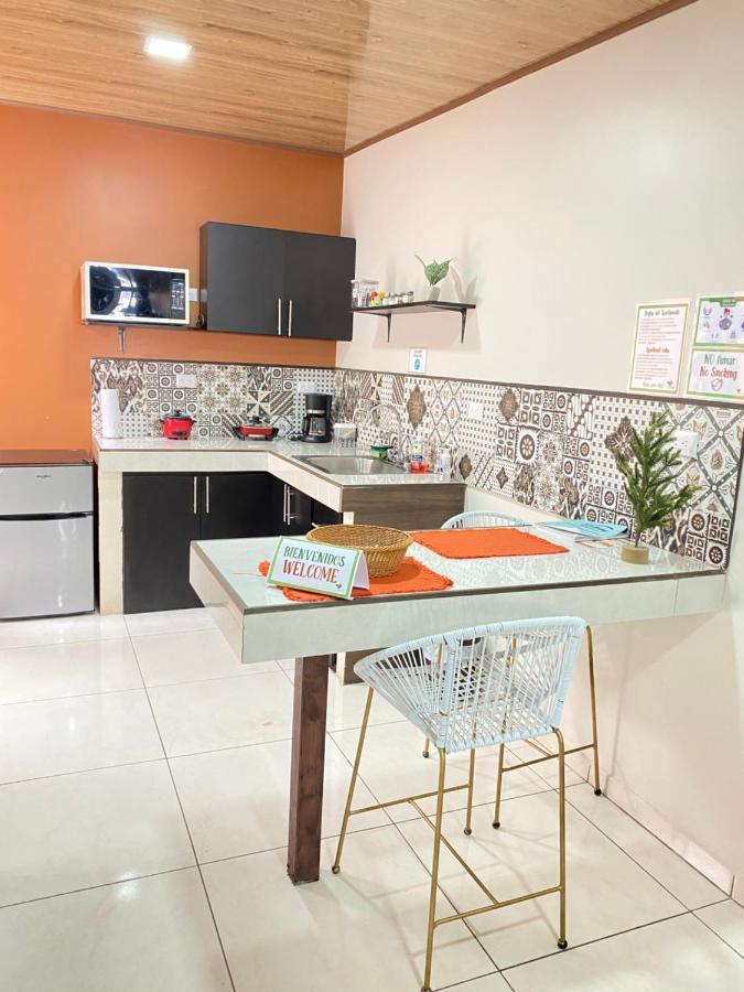 Pura Vida Apartment. 5 Min From Airport Alajuela Екстериор снимка